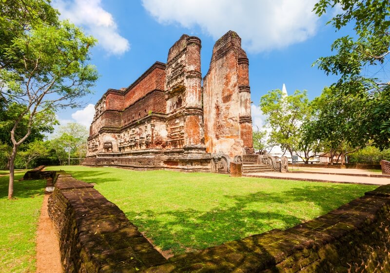 Lankatilaka Vihara