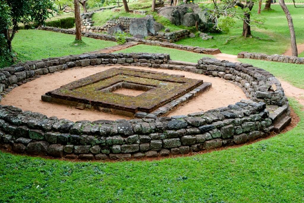 Boulder Gardens
