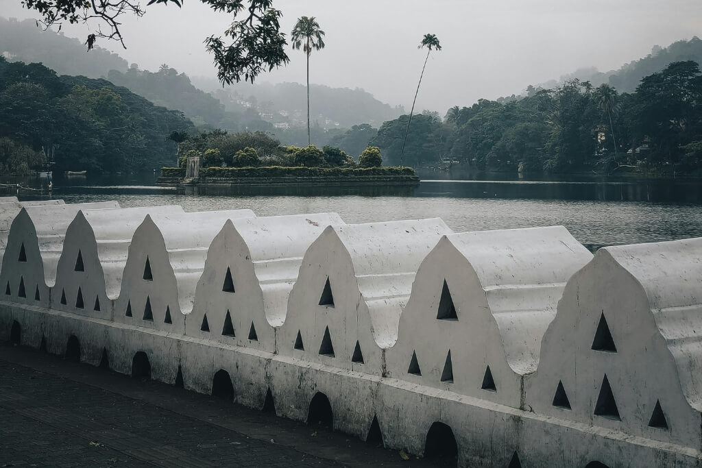 Kandy Lake