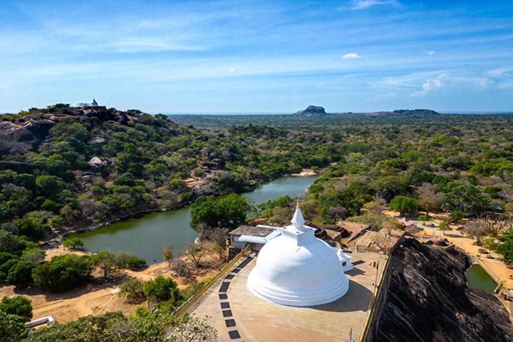 Scenic Sithulpawwa Rock